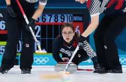 201803_story_magazine_curling_02