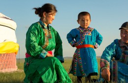 몽골에서 겨울을 이기는 방법 - 태양열 온실 소득증대 사업